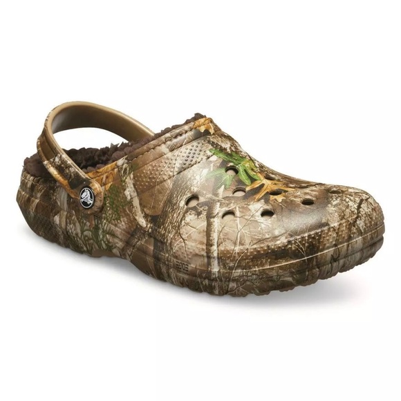 realtree camo mens lined clog with sherpa lining